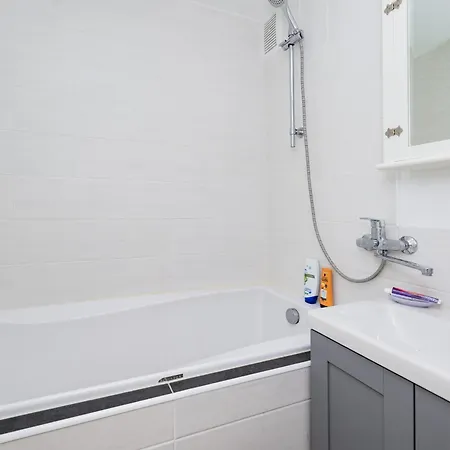 Kastani 18 * Haapsalu