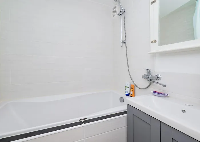 Kastani 18 * Haapsalu